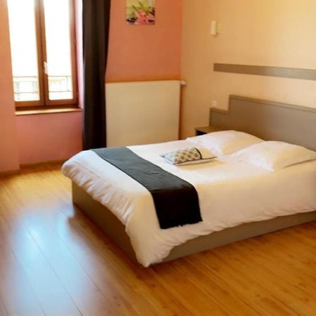 La Claie Des Champs Hotel Ars-les-Favets Buitenkant foto