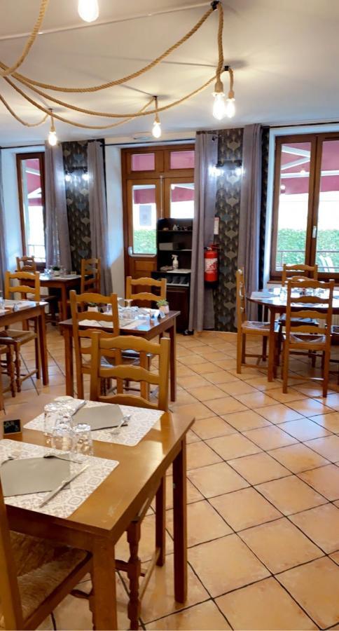 La Claie Des Champs Hotel Ars-les-Favets Buitenkant foto